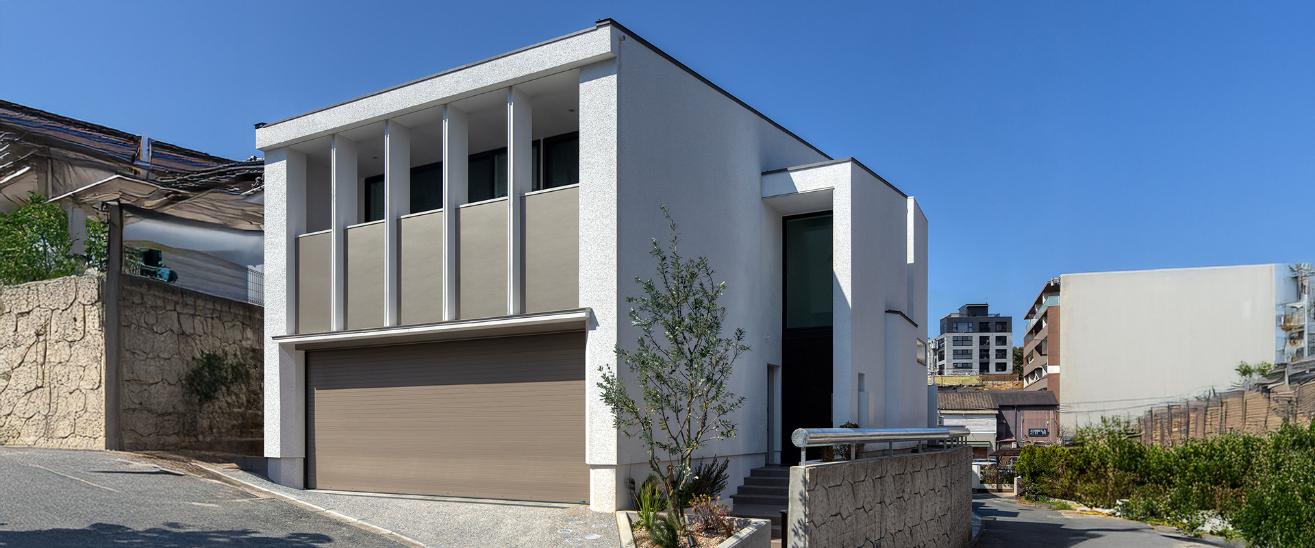 KAZUHIKO OISHI ARCHITECTURE ATELIER